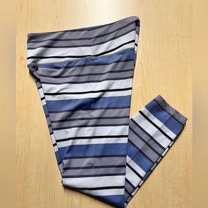 Zyia Ombré Striped  Light n Tight Leggings